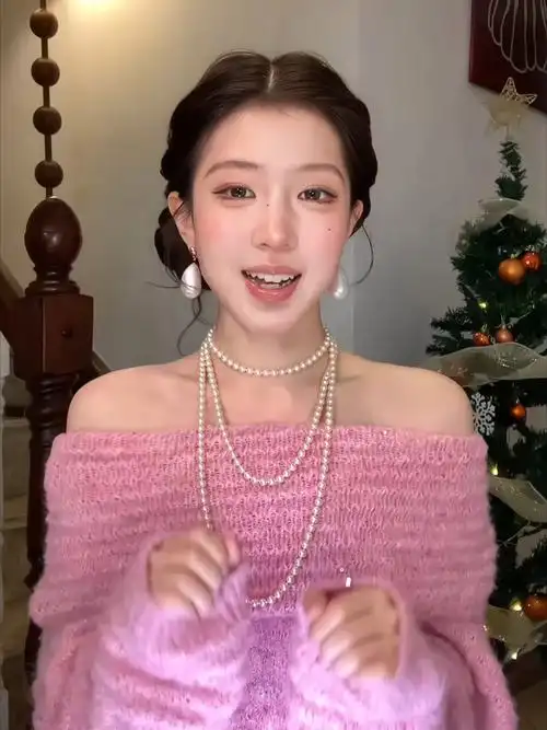 成人福利私密好物开箱礼盒场景